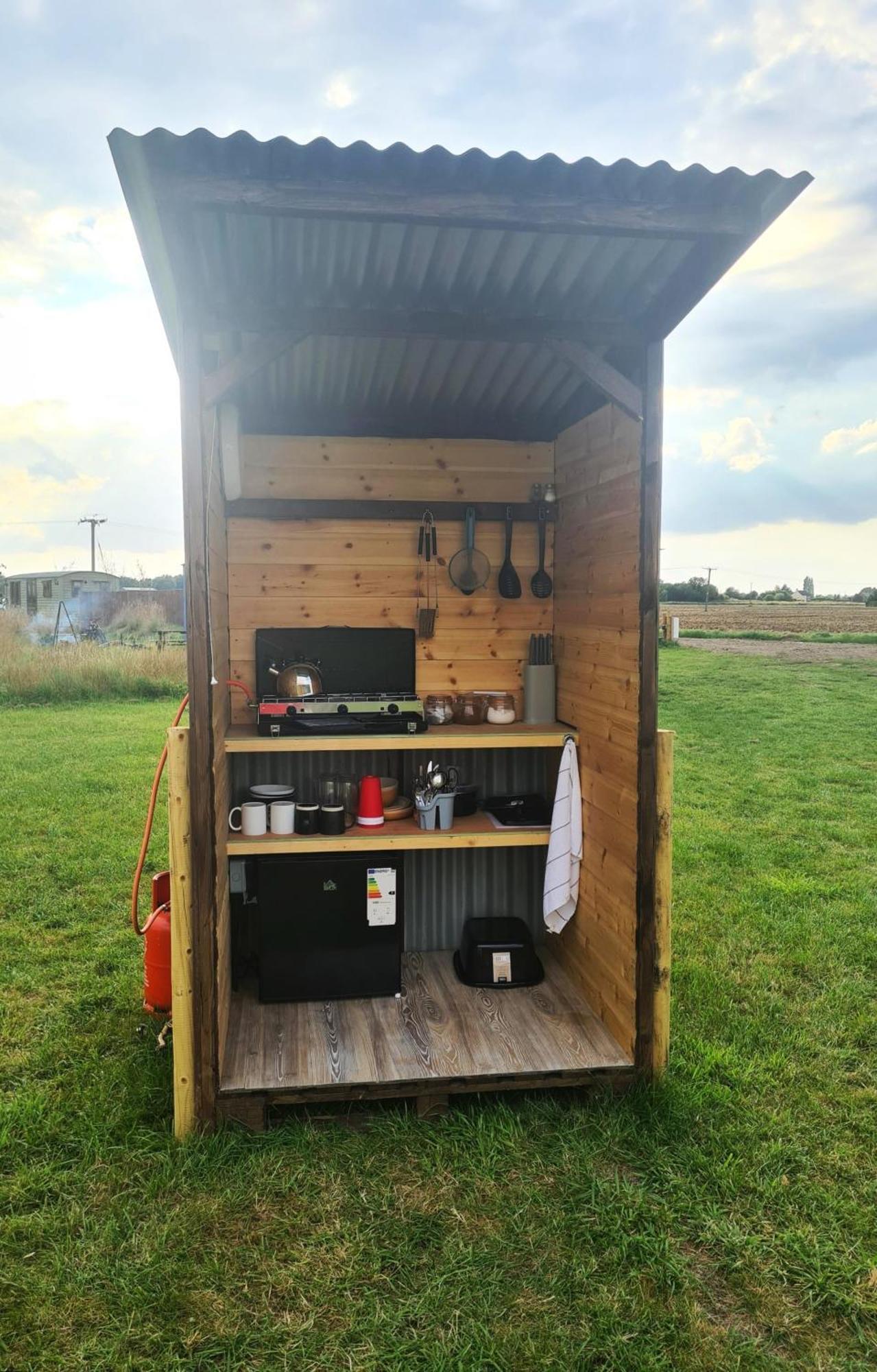 Boyce Fen Farm Retreat Glamping & Fishery Villa Wisbech Exterior photo